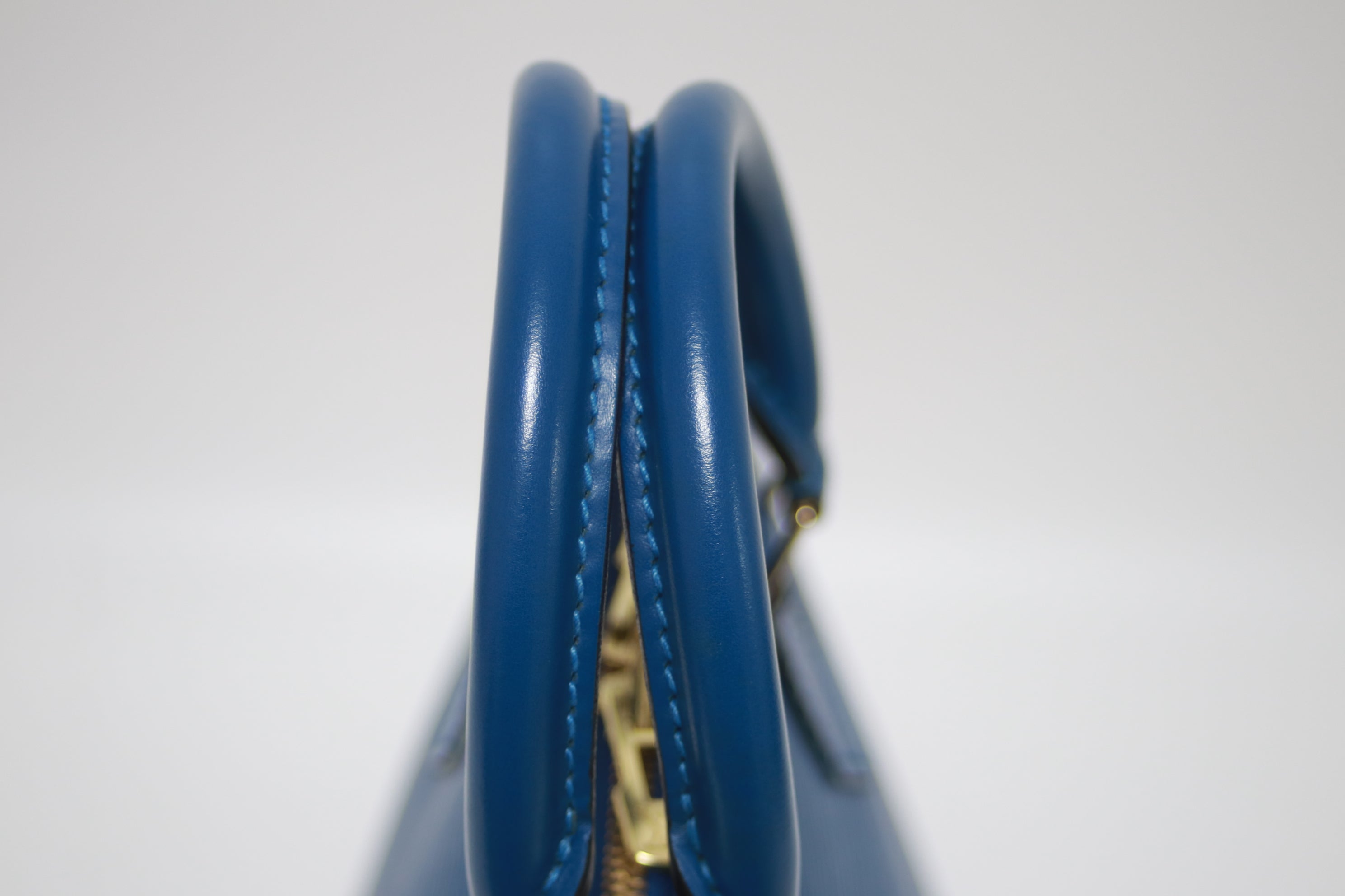 Louis Vuitton Alma PM Epi Blue Used (7692)