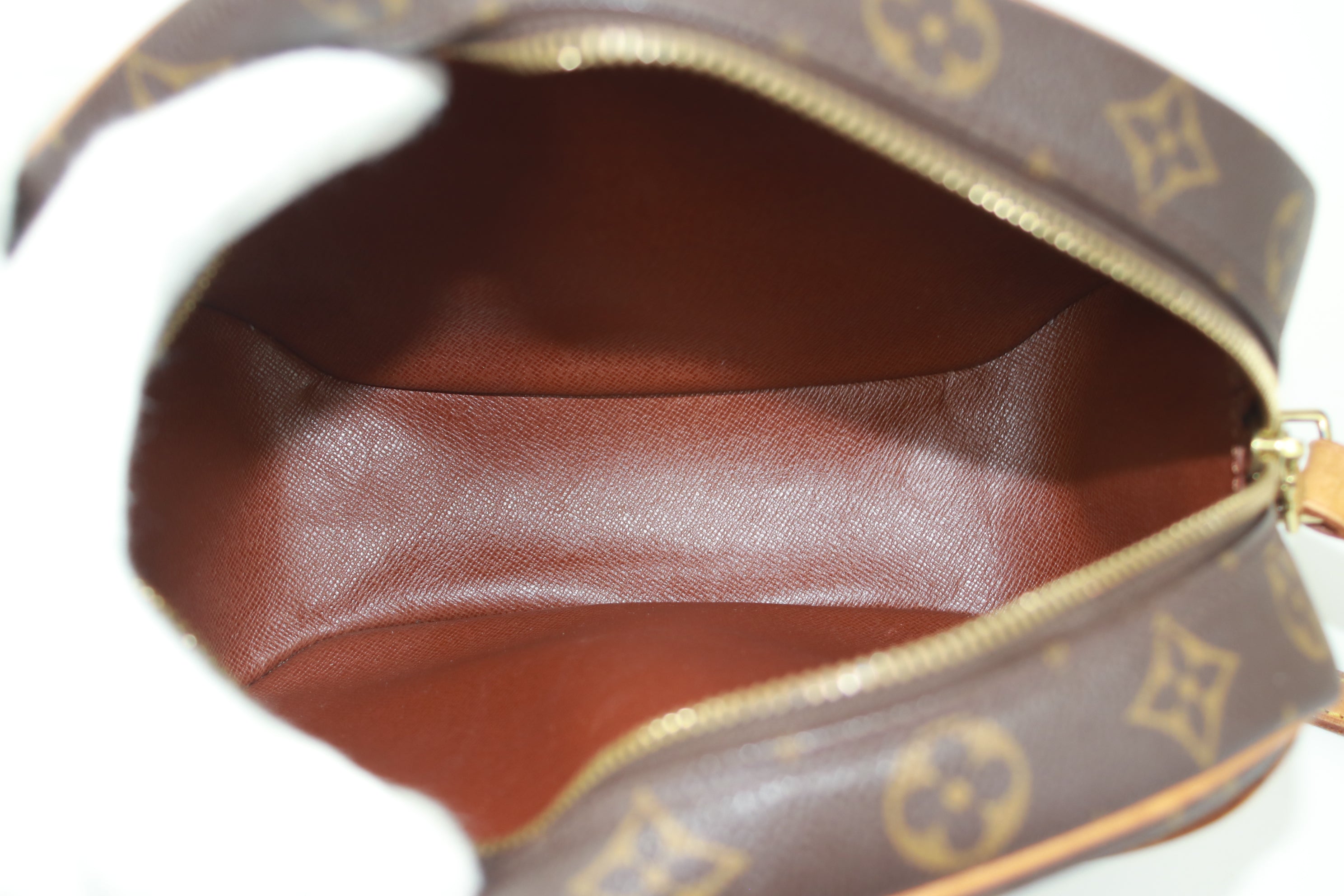 Louis Vuitton Blois Shoulder Bag Used (6663)