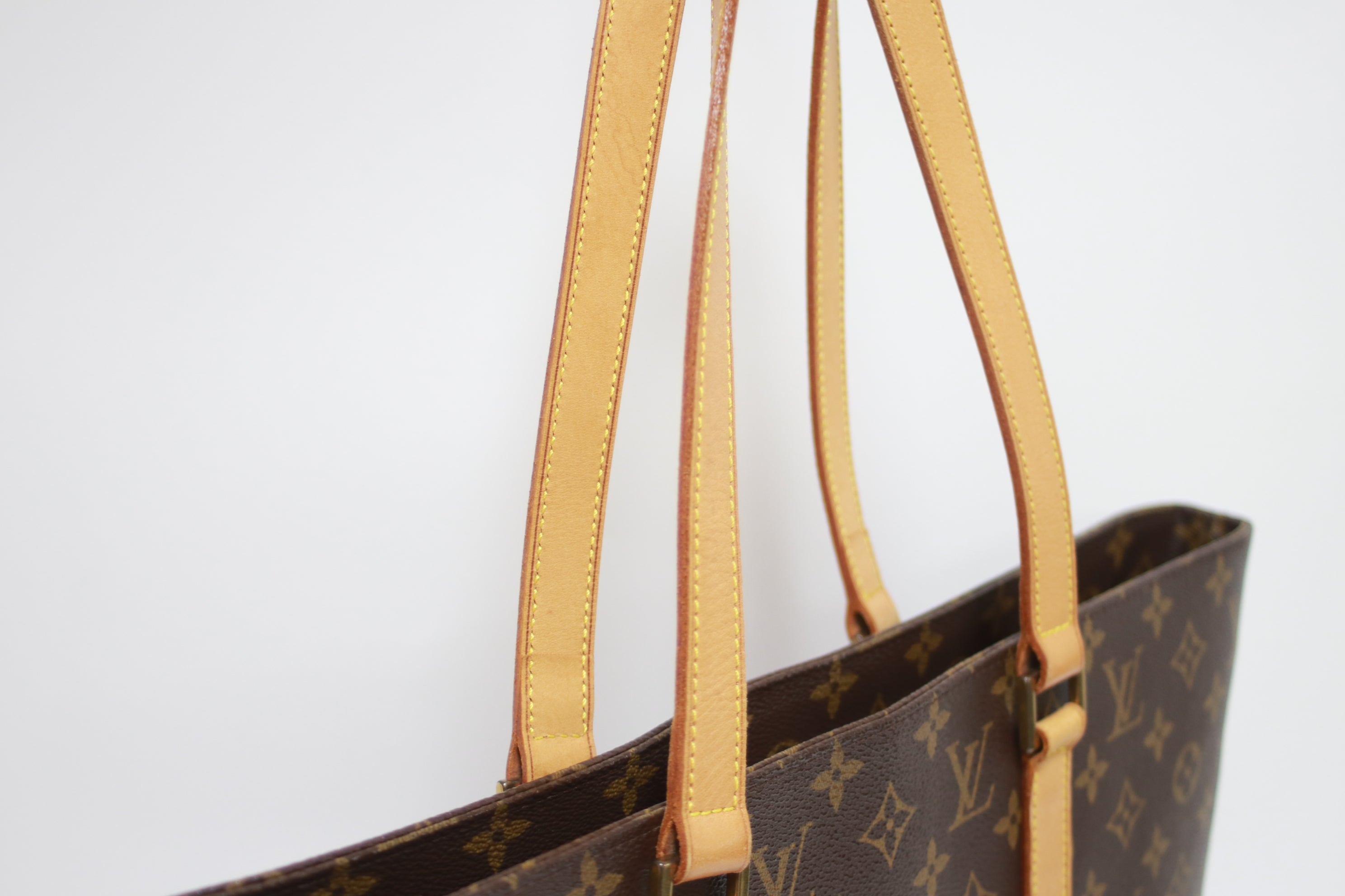 Borsa a tracolla Louis Vuitton Luco usata