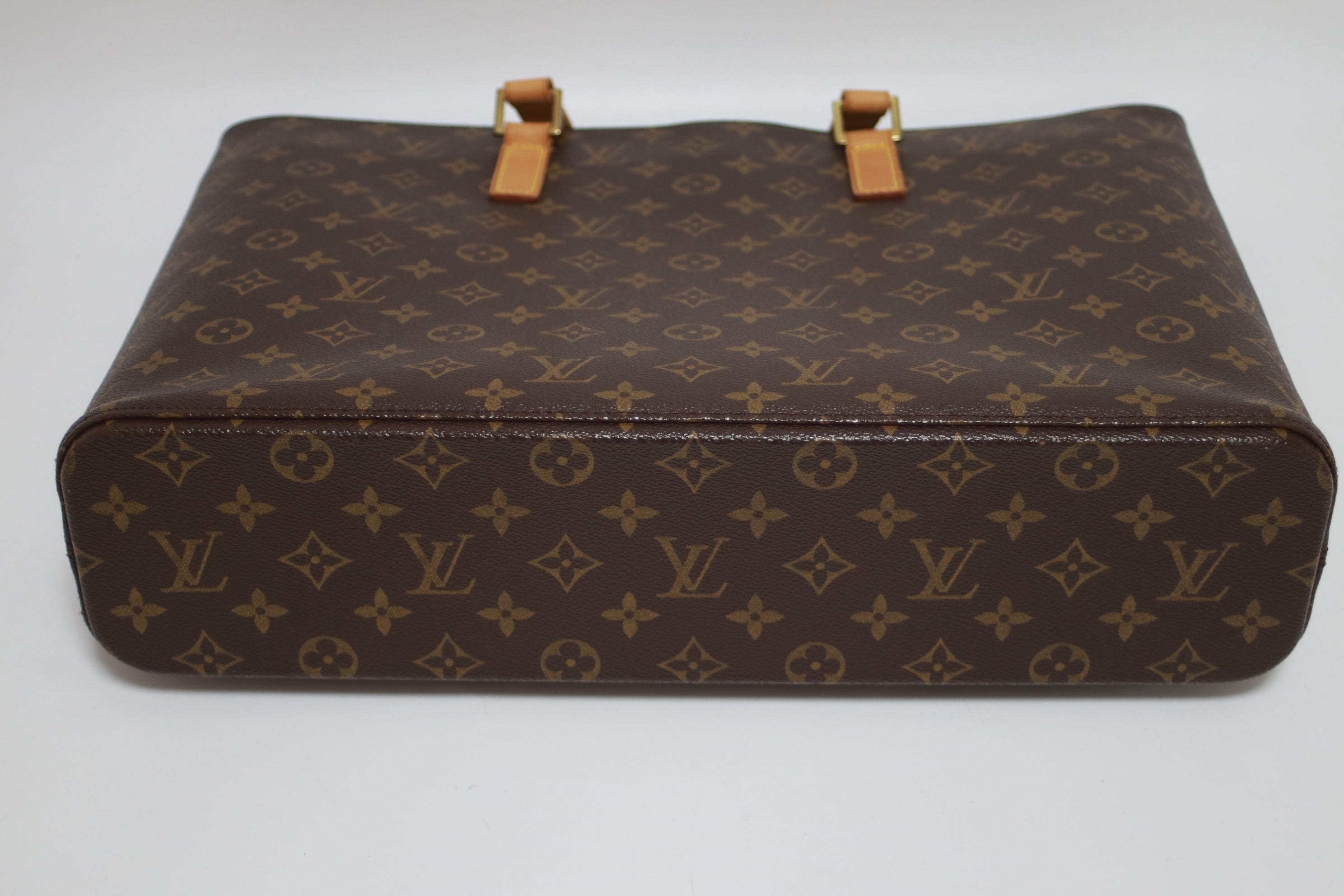 Louis Vuitton Luco Shoulder Tote Bag Used