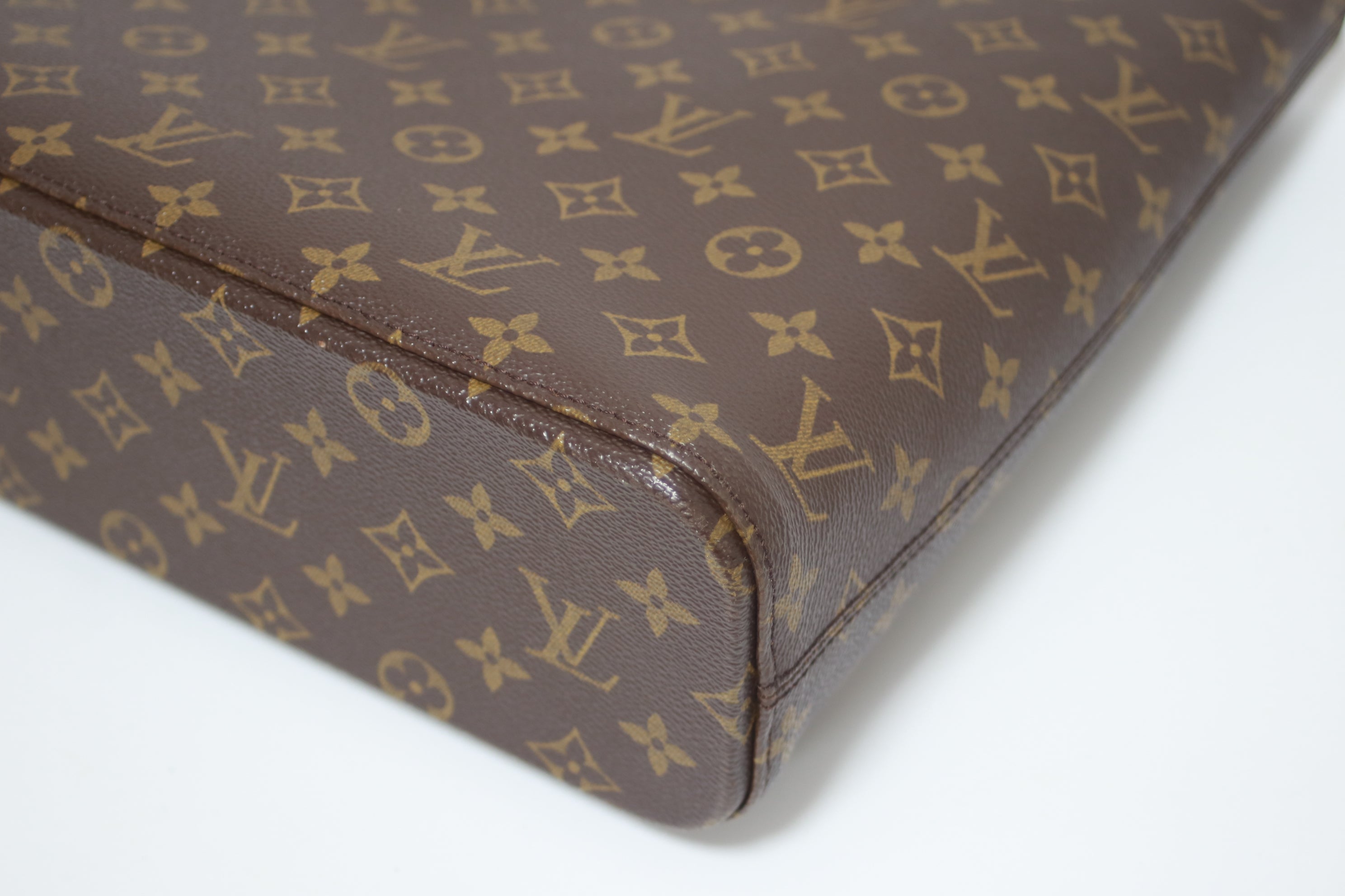 Louis Vuitton Luco Shoulder Tote Bag Used