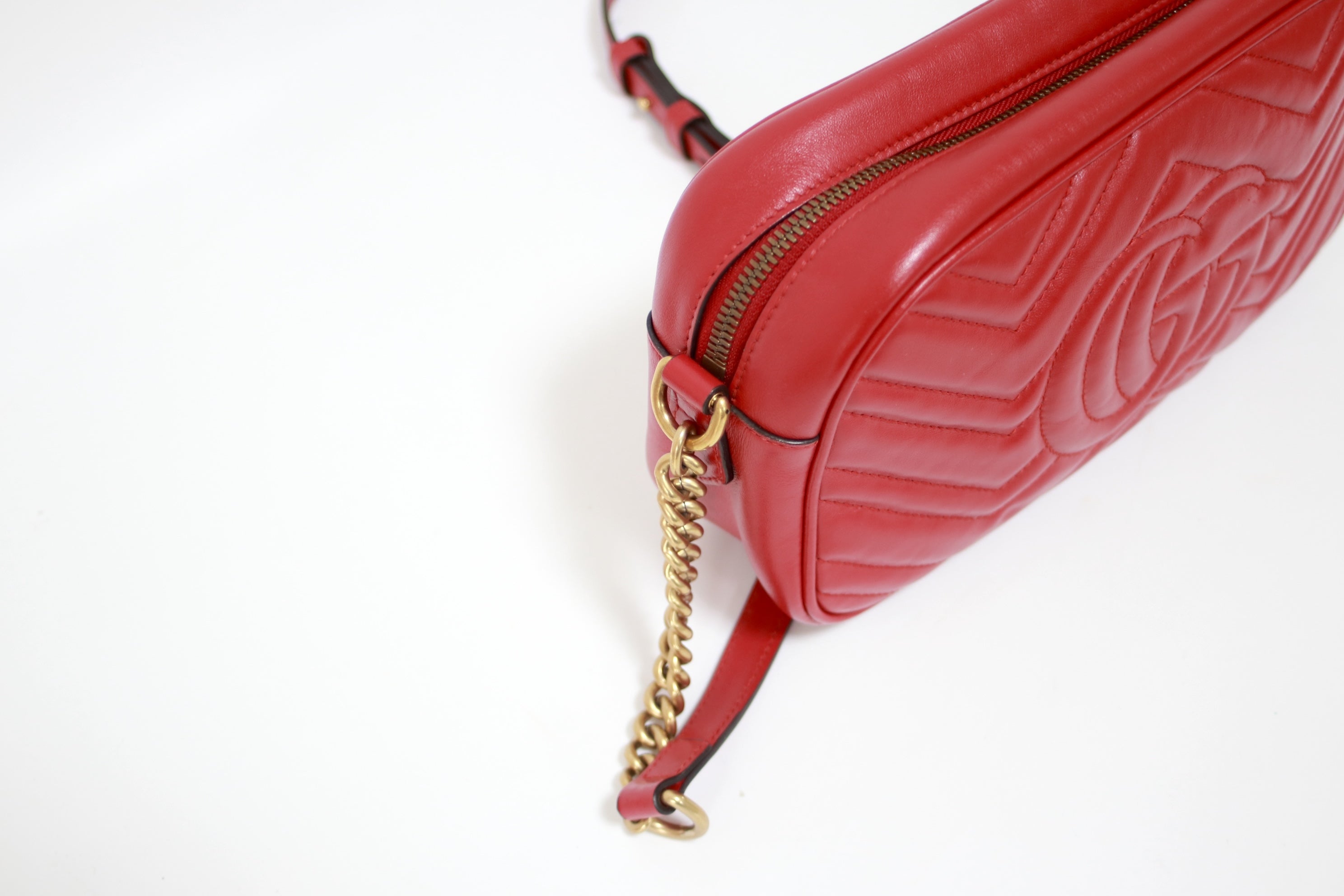 Gucci Marmont Crossbody Bag Red Used