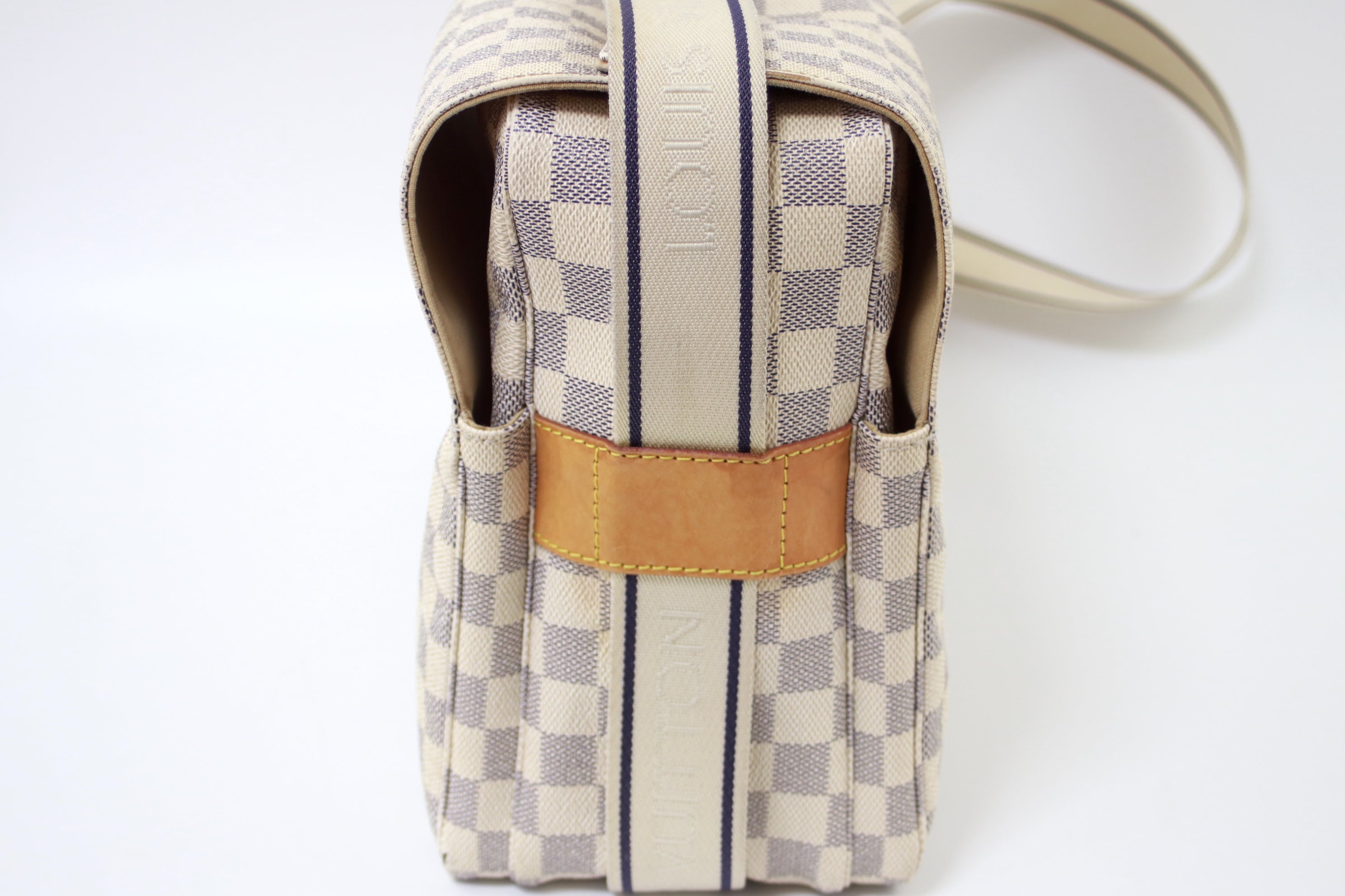Louis Vuitton Naviglio Damier Azur Messenger Bag Used (6772)