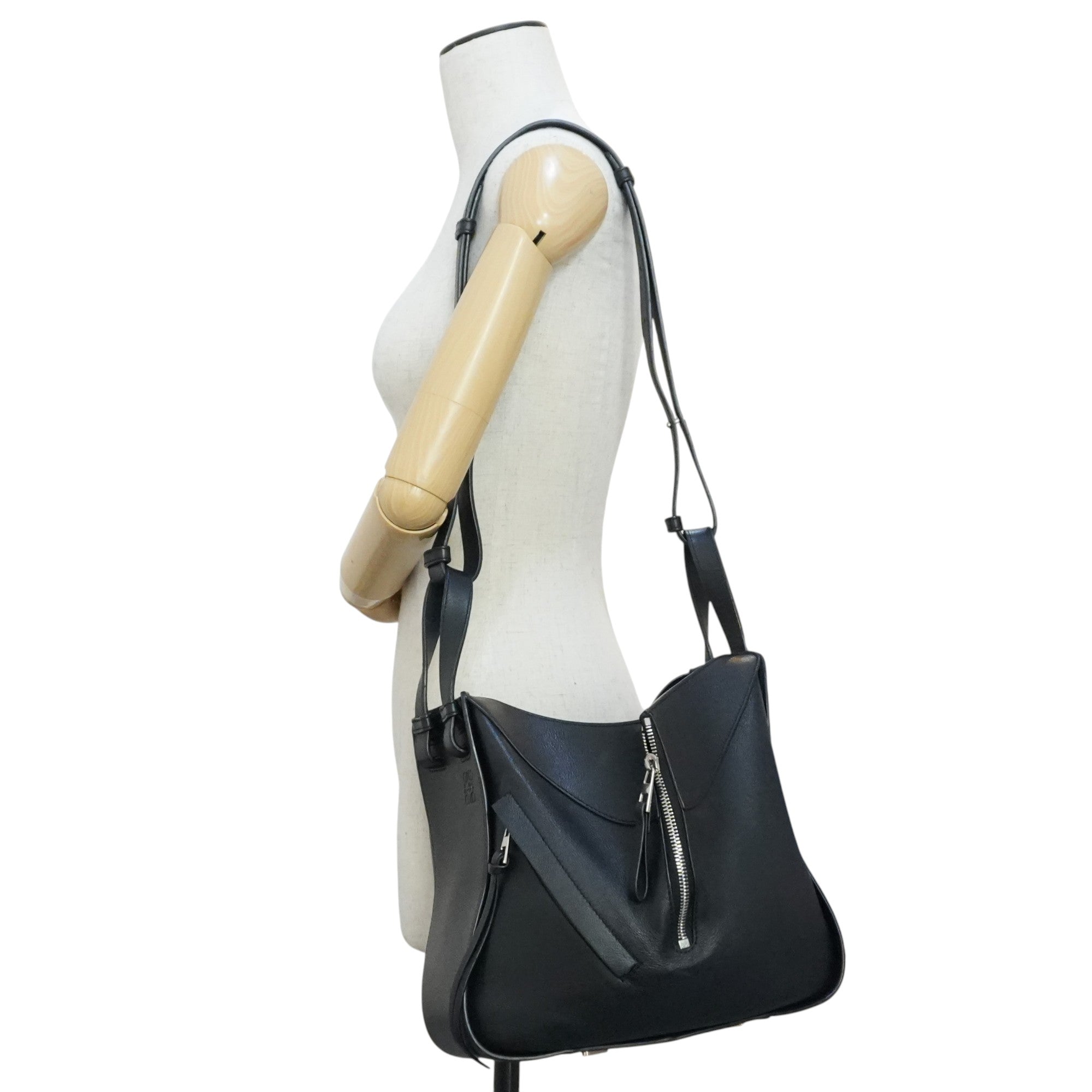 Pre-owned Loewe Hammock Shoulder Bag Black