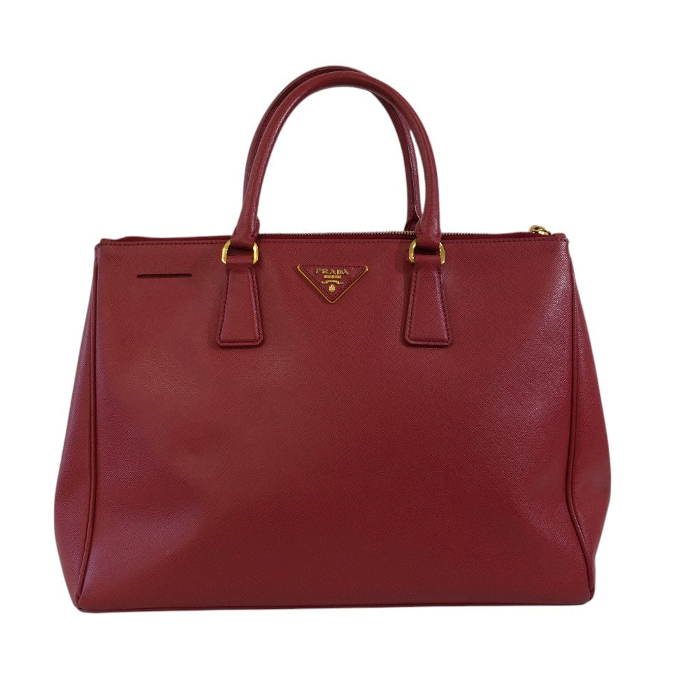 Pre-owned Prada Saffiano Handbag Red