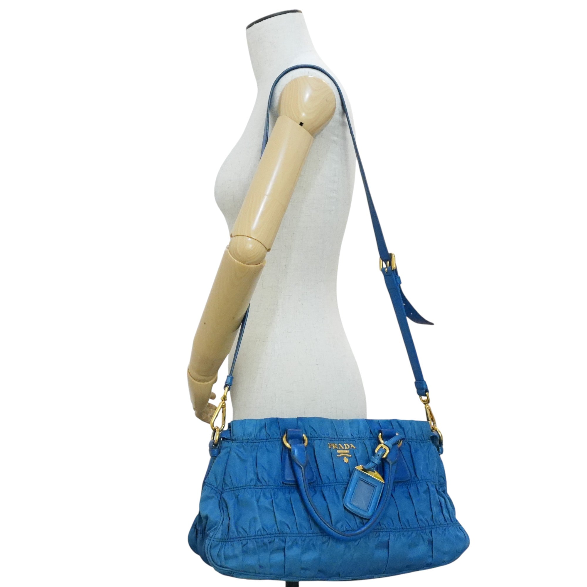 Pre-owned Prada Tessuto Gaufre Shoulder Bag Blue