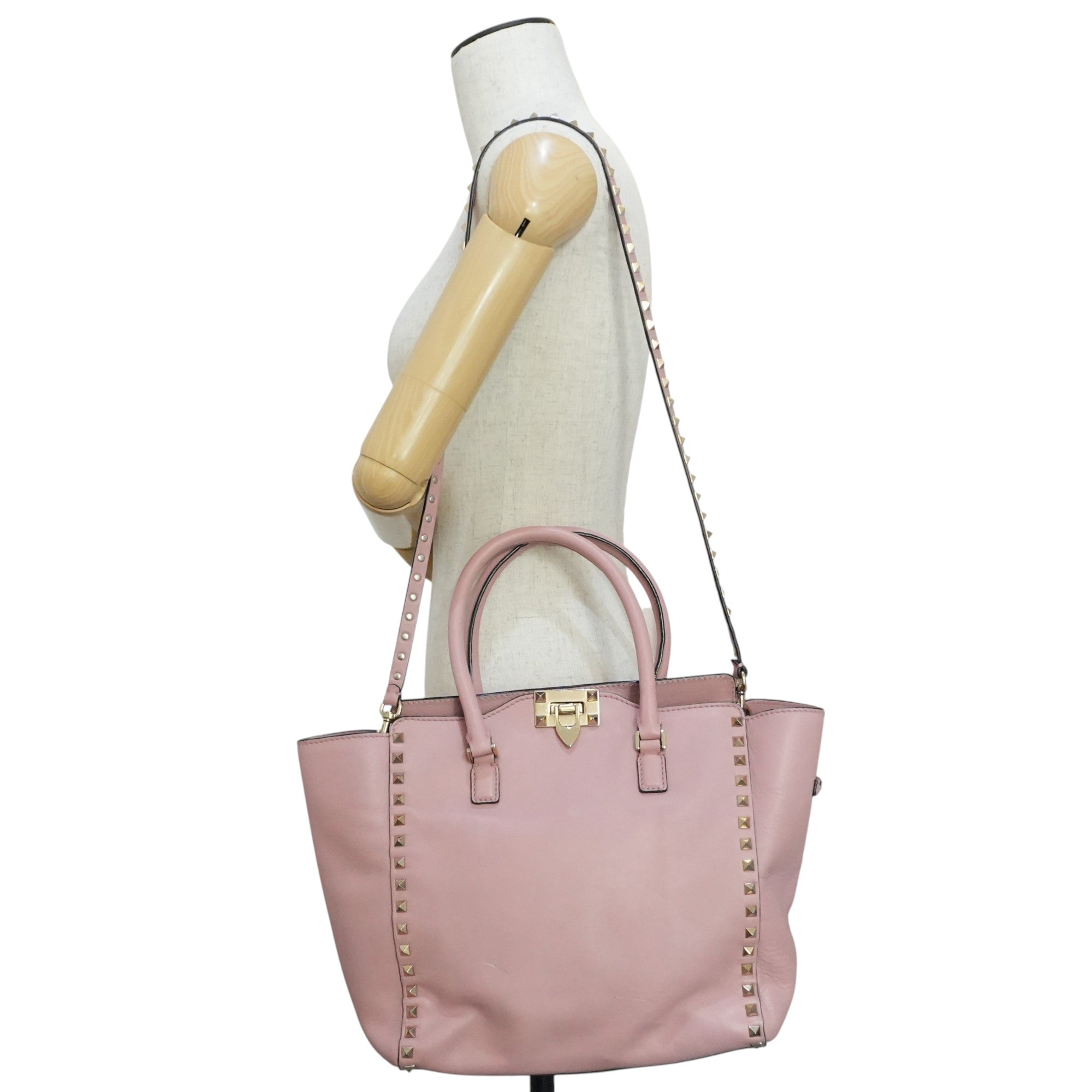 Pre-owned Valentino Two Way Studded Shoulder Bag Pink