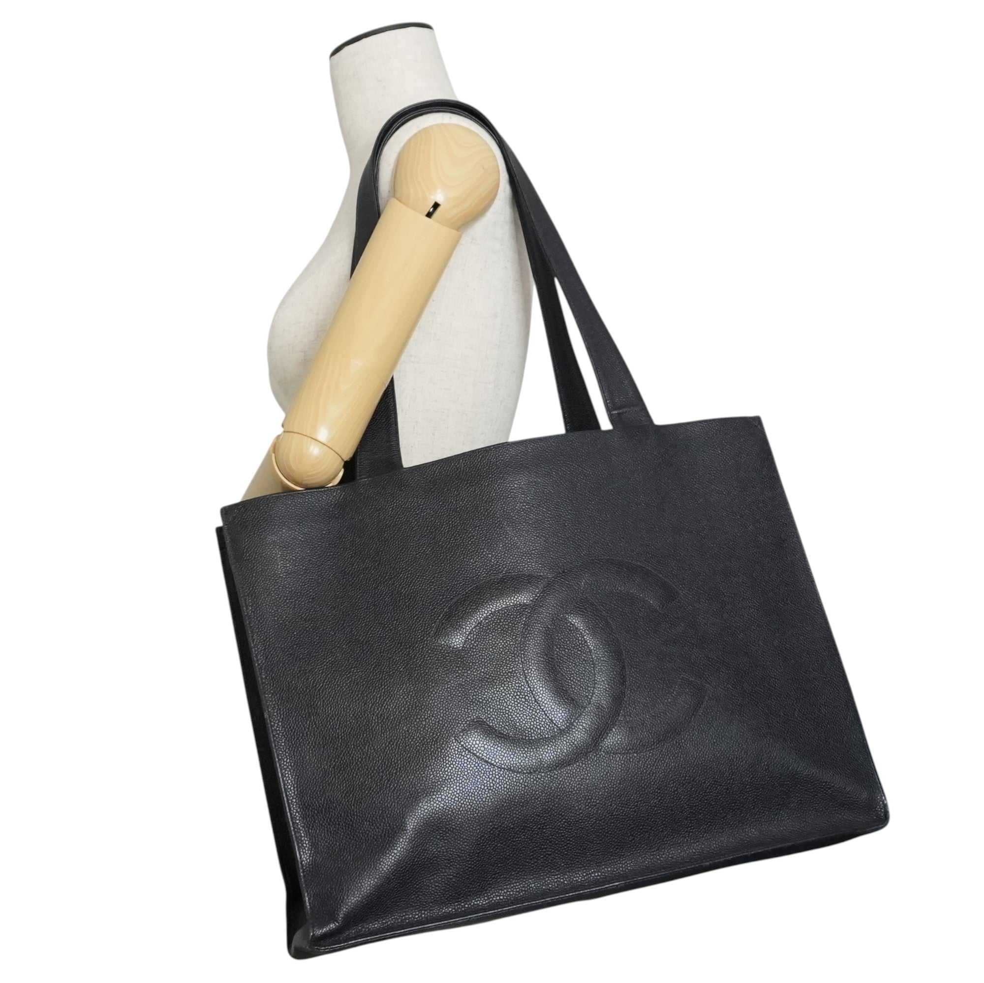 Pre-owned Chanel Caviar Skin Leather Tote Bag Black Used