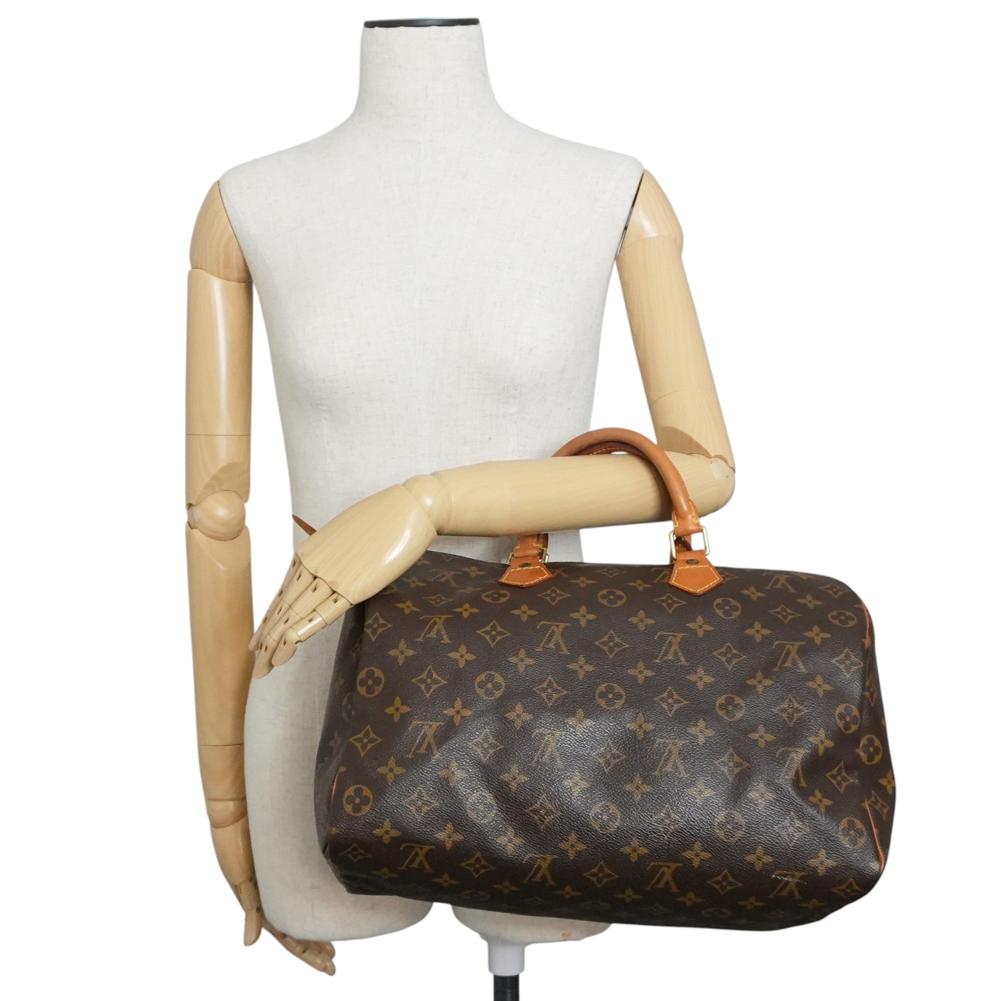 Pre-owned Louis Vuitton Monogram Speedy 35 Handbag Used