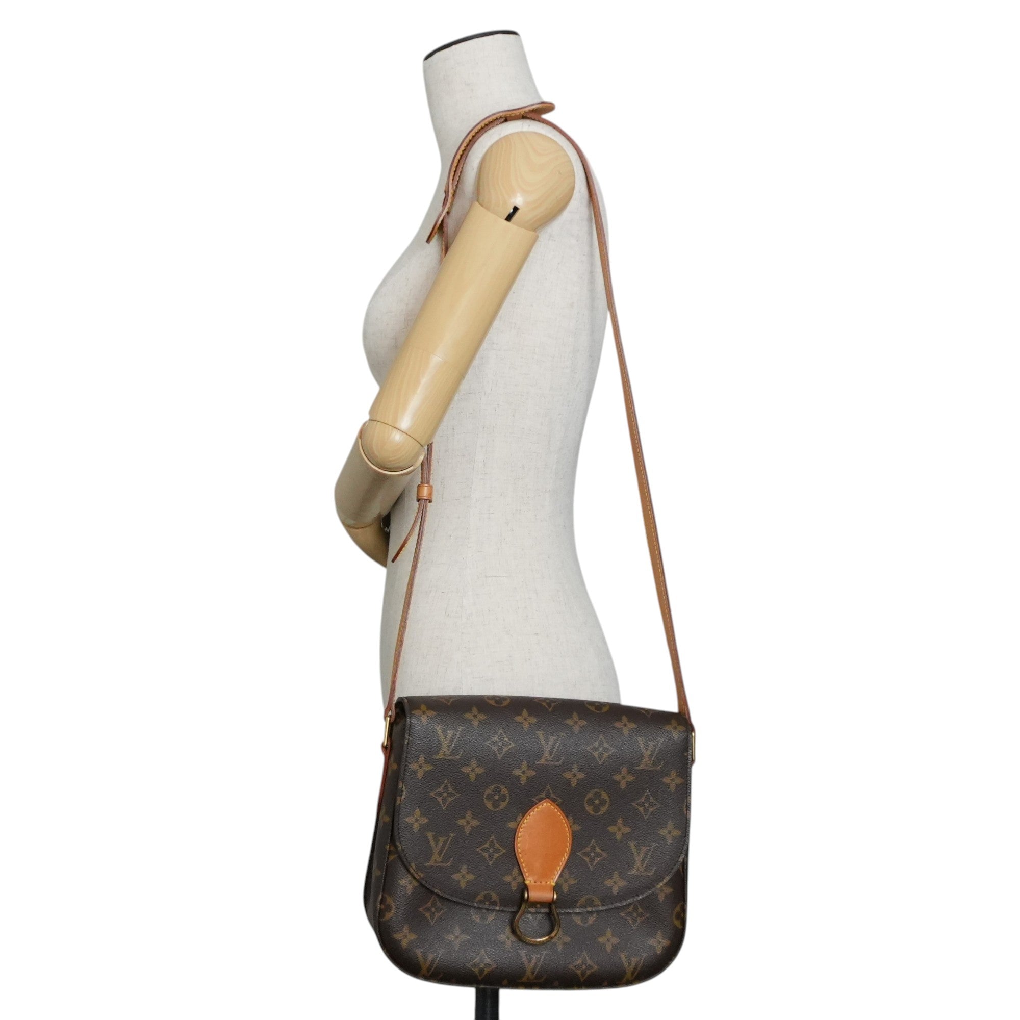 Pre-owned Louis Vuitton Monogram Saint Cloud GM Shoulder Bag Used
