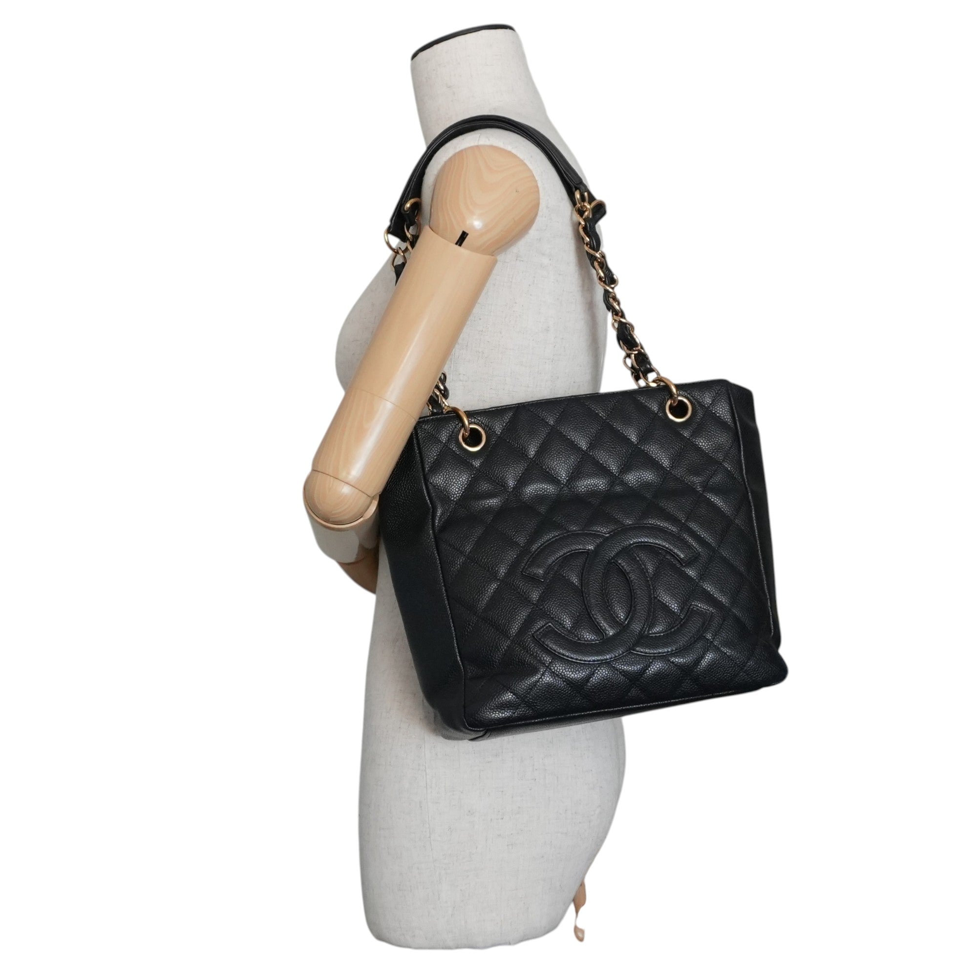 Pre-owned Chanel Caviar Skin Leather PST Chain Shoulder Bag Black Used