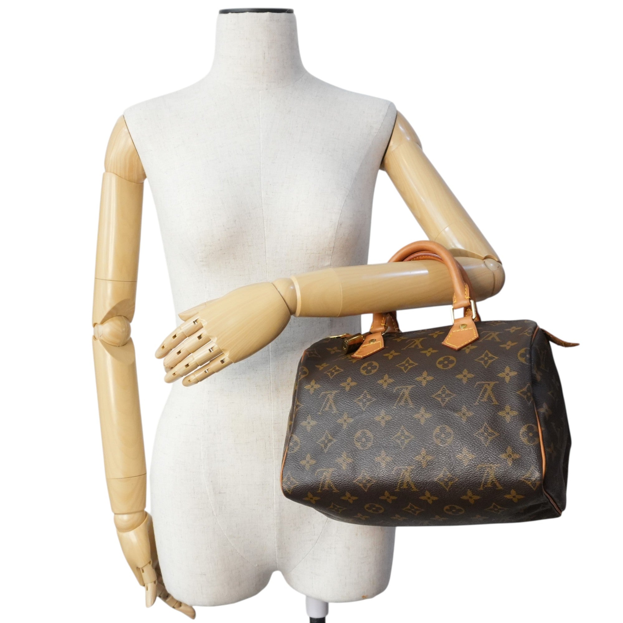 Louis Vuitton Monogram Speedy 25 Used