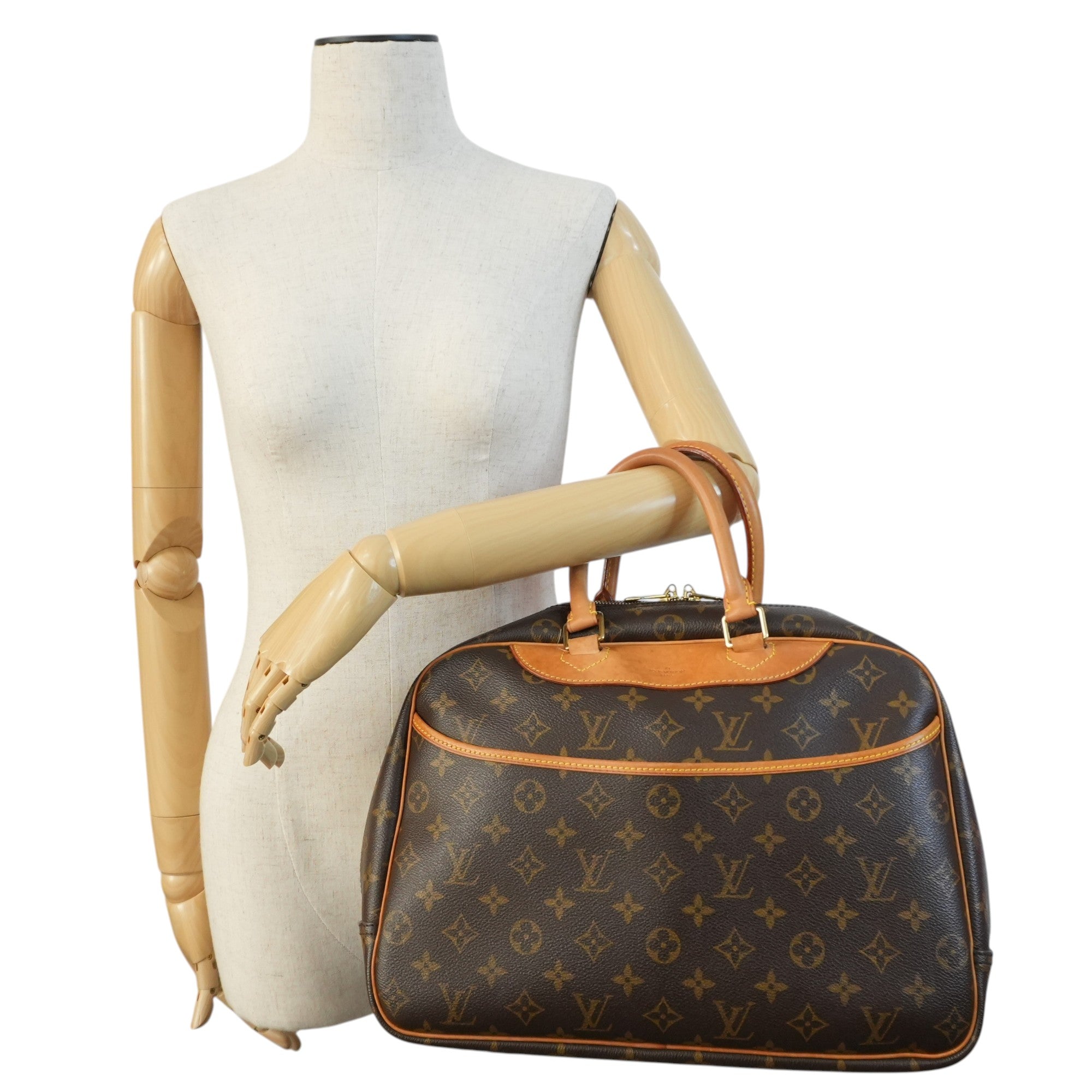 Louis Vuitton Monogram Deauville Handbag Used