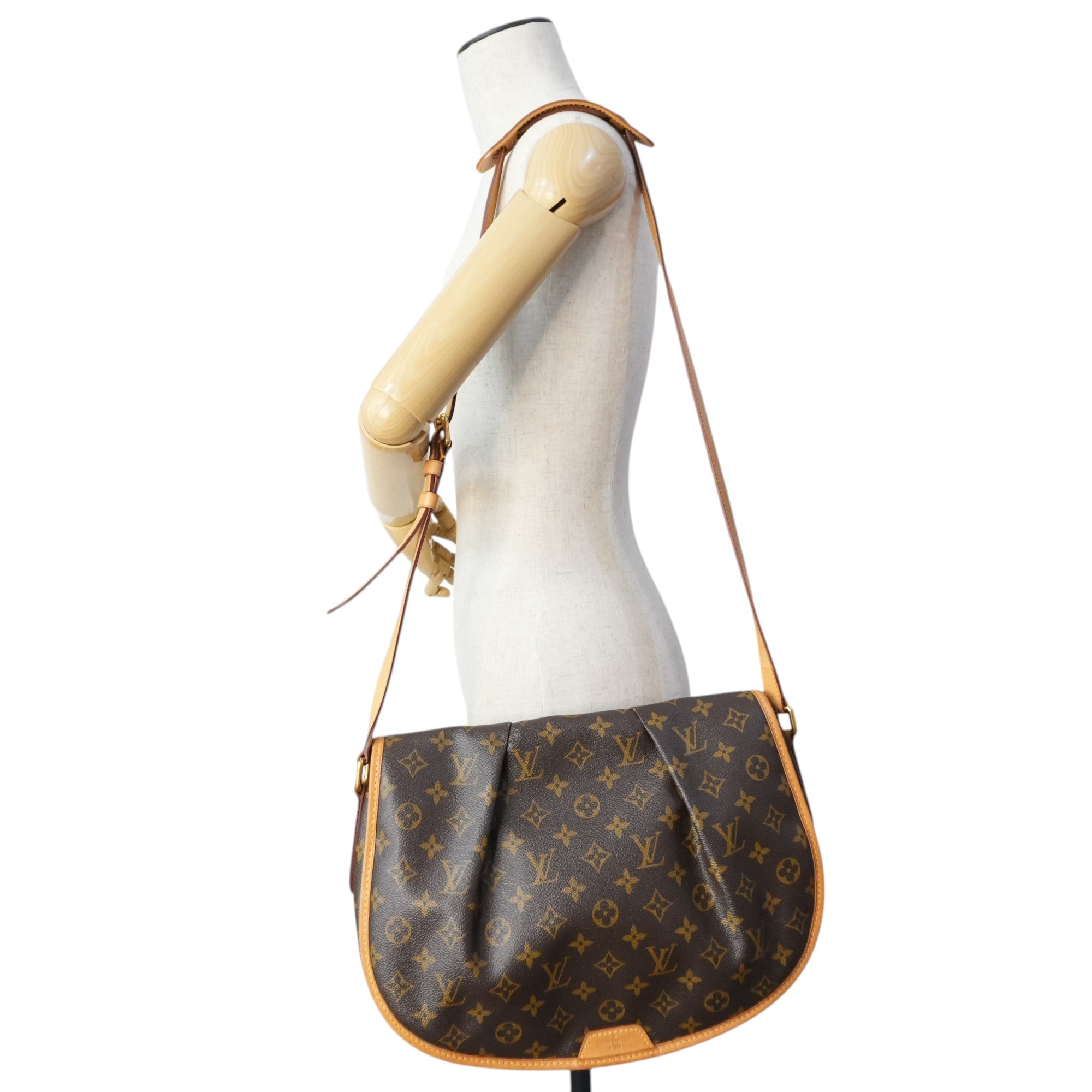 Louis Vuitton Monogram Menilmontant MM Shoulder Bag Used